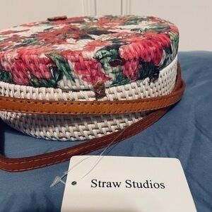Straw Studios Round Straw Handbag Painted Hibiscus, Leaves on Front | Crossbody